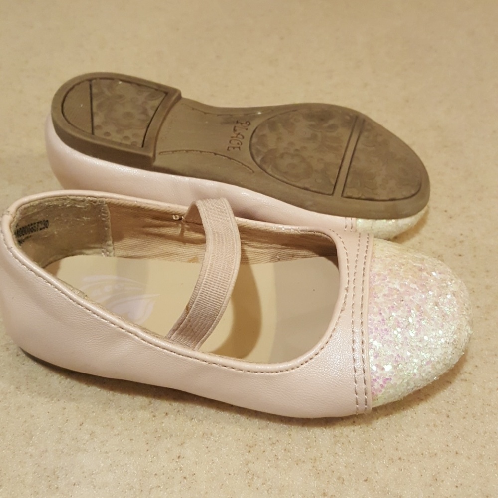 Toddler flats size 6